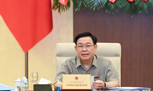  Chủ tịch Quốc hội Vương Đình Huệ phát biểu tại phiên họp. Ảnh: Phạm Đông