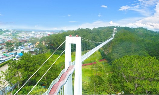 Dự án Cầu kính Ngàn thông vừa hoàn thành, sẵn sàng phục vụ khách du lịch ở thành phố Đà Lạt. Ảnh: TTC