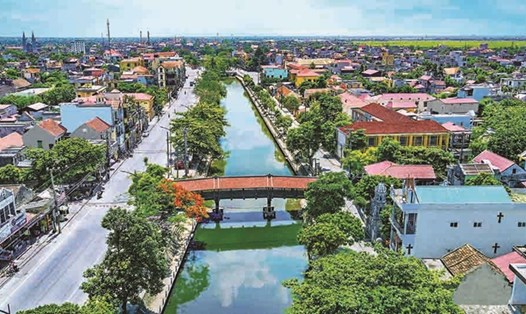 Nhờ đẩy mạnh xây dựng nông thôn mới, diện mạo huyện Kim Sơn (Ninh Bình) đã đổi thay toàn diện. Ảnh: VGP
