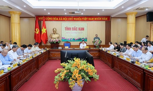 Thủ tướng Phạm Minh Chính và đoàn công tác làm việc với Ban Thường vụ Tỉnh ủy Bắc Kạn. Ảnh: VGP