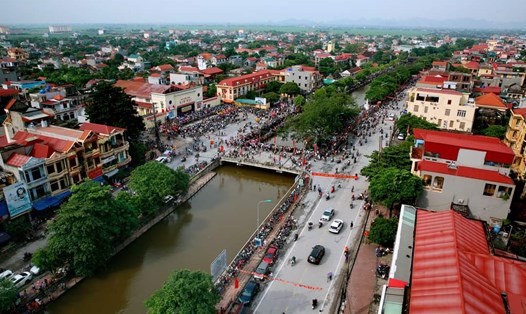 Một góc thị trấn Phát Diệm, huyện Kim Sơn, Ninh Bình. Ảnh: Diệu Anh