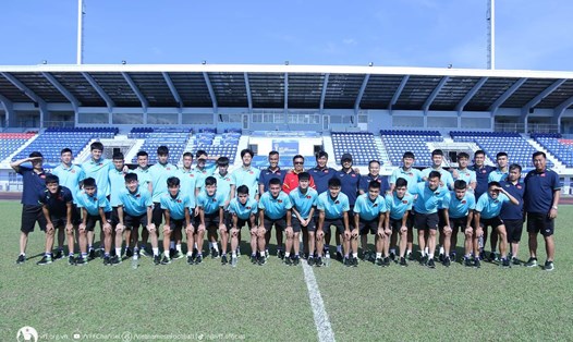 U23 Việt Nam trước trận ra quân tại giải U23 Đông Nam Á. Ảnh: VFF