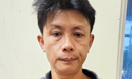 Đối tượng Nguyễn Văn Hận bị bắt tại TPHCM sau thời gian trốn truy nã. Ảnh: Công an cung cấp