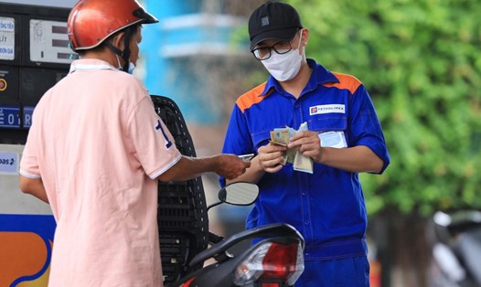 Giá  xăng  vừa  tăng  mạnh  trong  kỳ  điều  chỉnh  ngày 1.8. Ảnh: Nguyễn  Tuấn