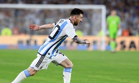 Đội tuyển Argentina vẫn phụ thuộc nhiều vào Messi. Ảnh: Leo Messi