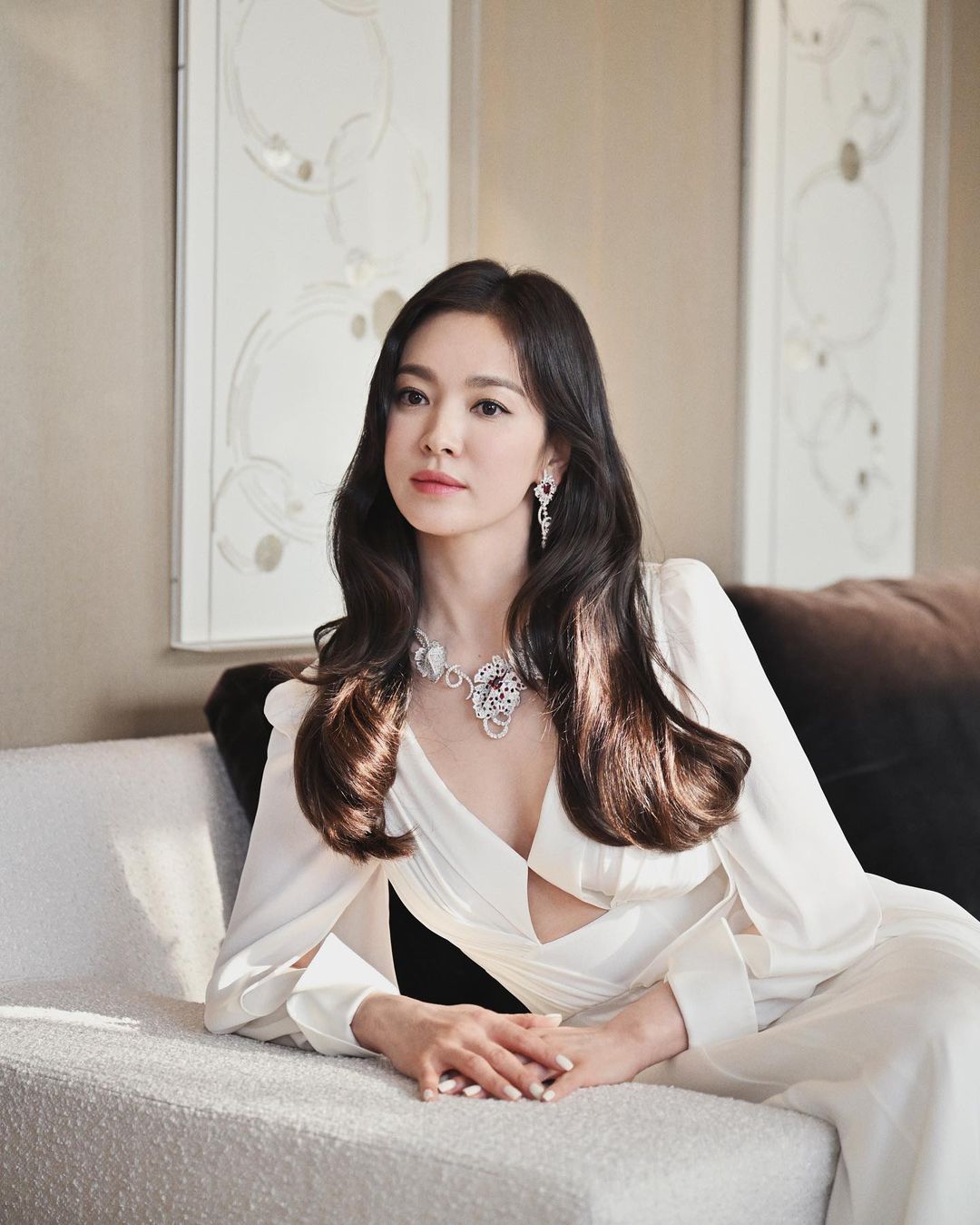 Đại sứ trang sức xa xỉ Chaumet Song Hye Kyo. Ảnh: Instagram