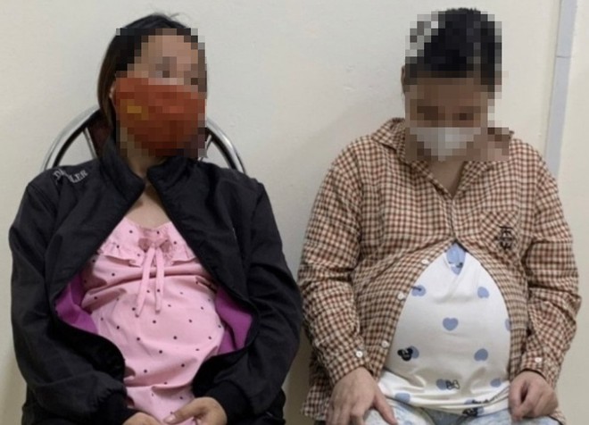 Hai người phụ nữ mang thai có ý định vượt biên sang Trung Quốc. Ảnh: CACC