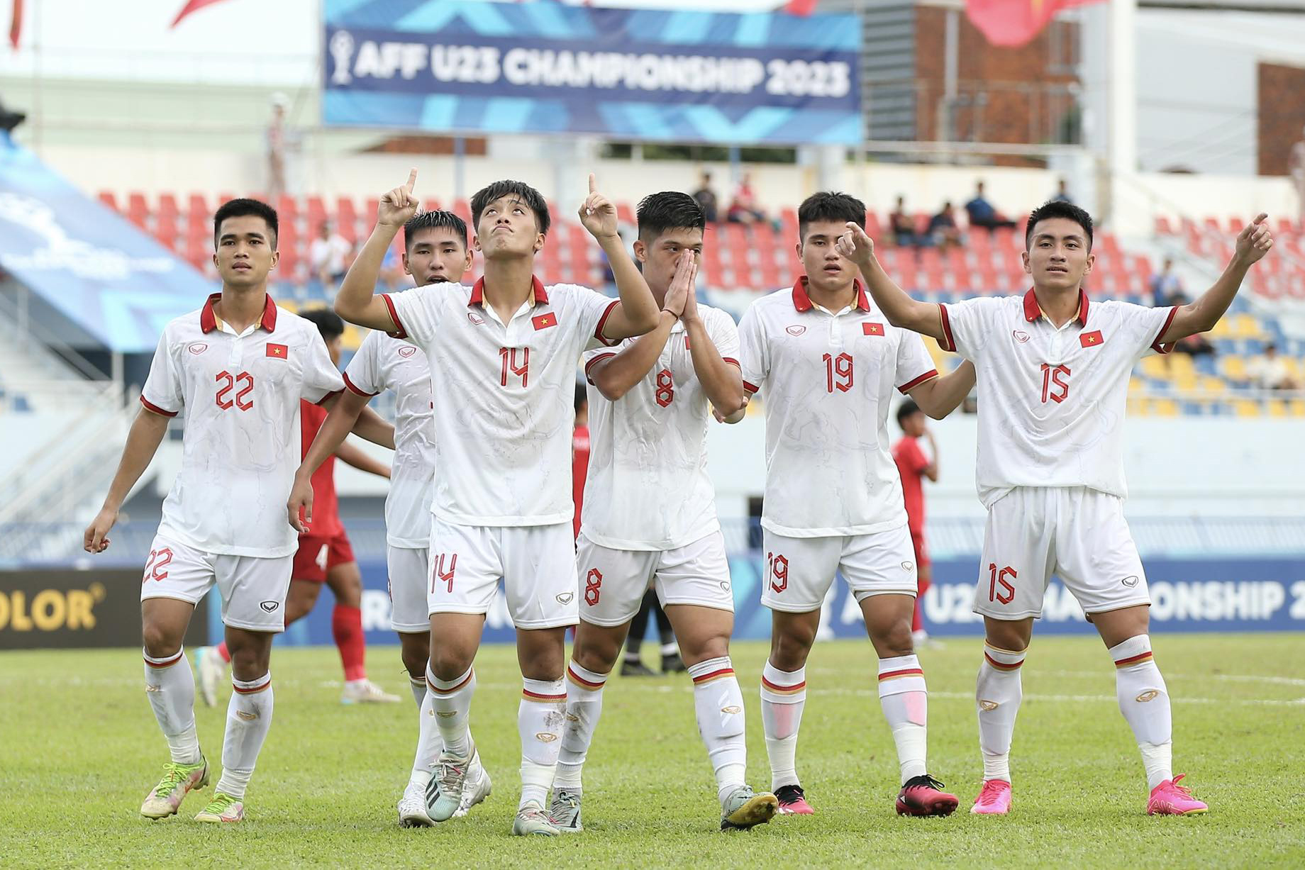 Chiến thắng 4-1 trước U23 Lào giúp U23 Việt Nam sáng cửa giành ngôi nhất bảng C để góp mặt ở bán kết. Trận đấu tiếp theo của thầy trò huấn luyện viên Hoàng Anh Tuấn sẽ là màn so tài với U23 Philippines vào ngày 22.8.