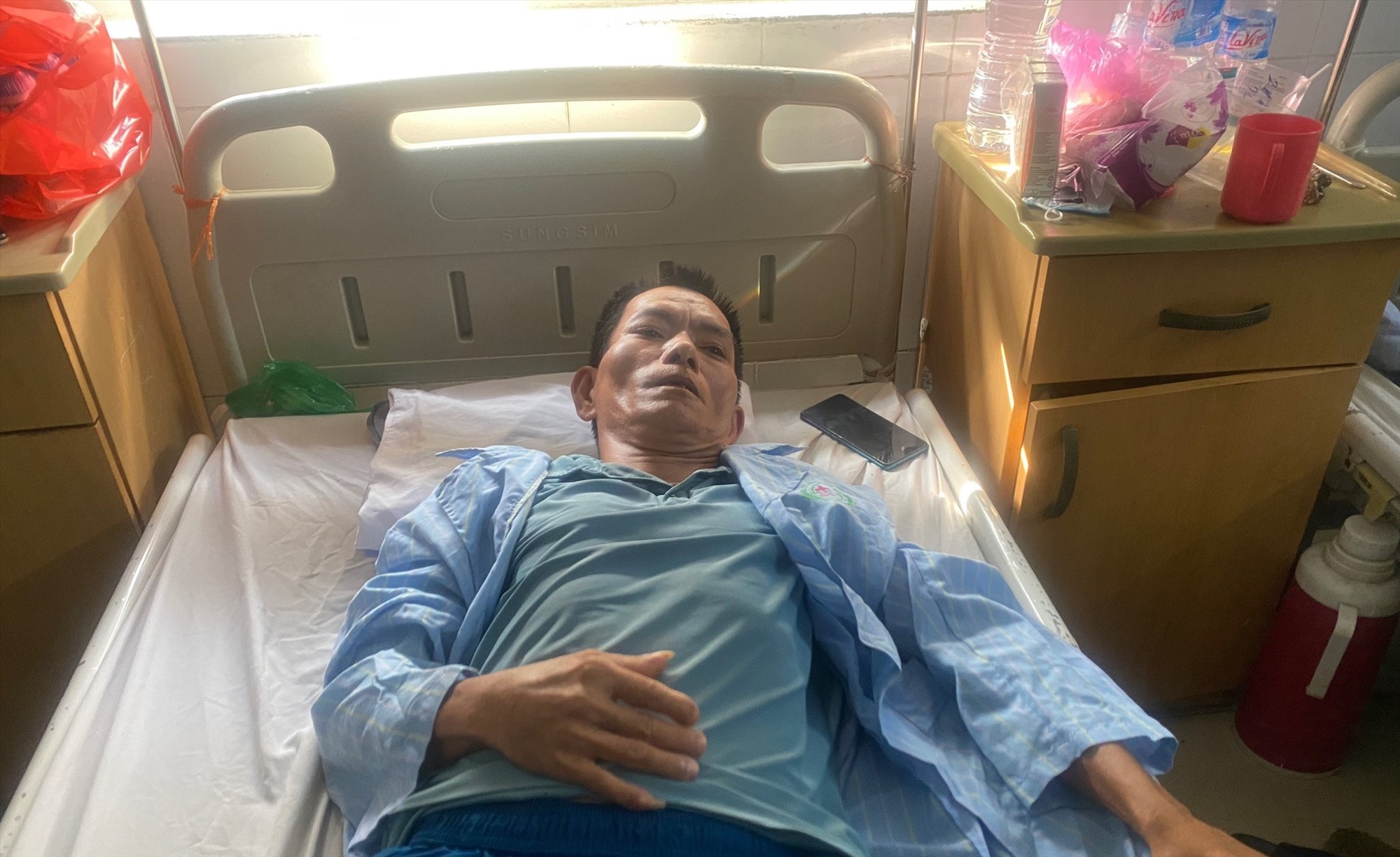 Ông Nguyễn Thành Nam phát bệnh đột quỵ và hiện điều trị tại bệnh viện. Ảnh: Quang Đại