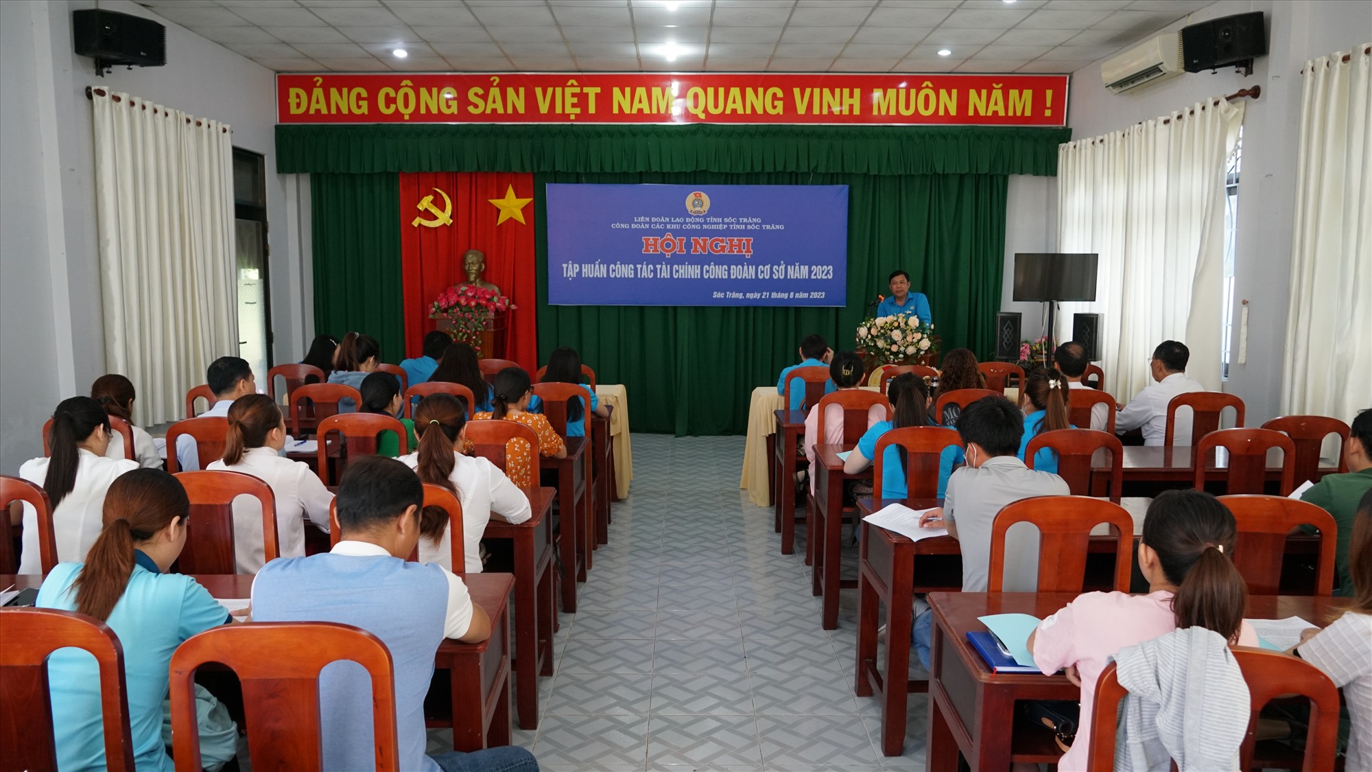 Quang cảnh buổi tập huấn. Ảnh: LĐLĐ tỉnh Sóc Trăng