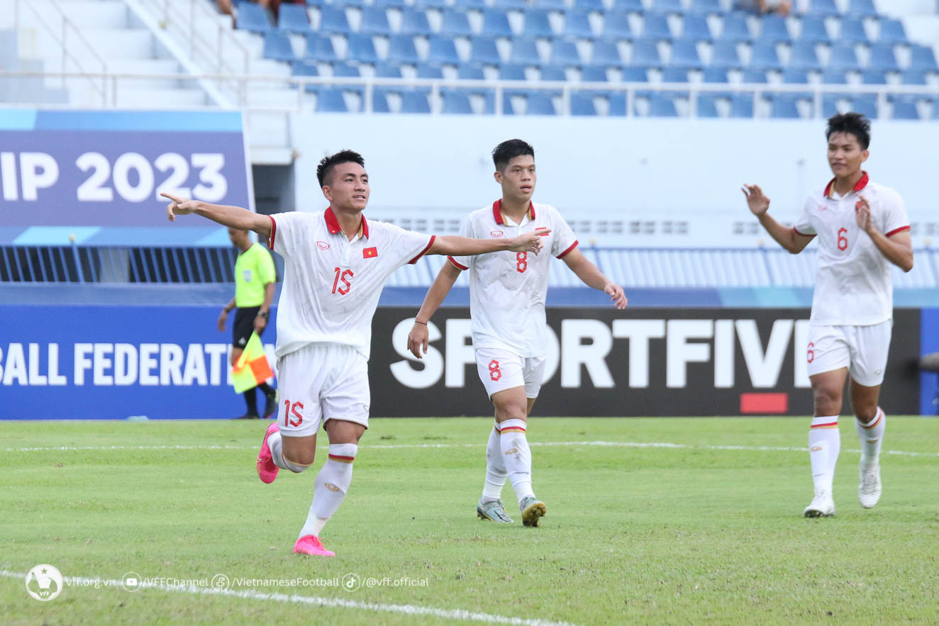 U23 Việt Nam có tâm lý thoải mái sau chiến thắng trận ra quân trước U23 Lào. Ảnh: VFF