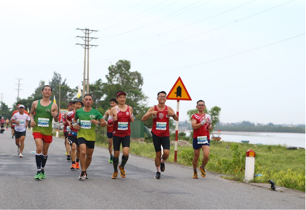 Thông qua giải chạy, cảnh sắc văn hóa con người tại xứ Nghệ được quảng bá rộng rãi. Nguồn ảnh: Tạp chí Nông thôn Việt