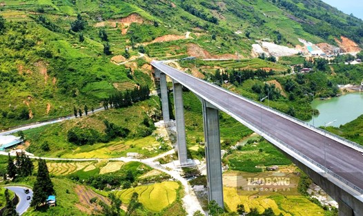 Cầu cạn 450 tỉ có trụ cao nhất Việt Nam đưa vào vận hành thử nghiệm từ 15h hôm nay (22.8). Ảnh: Bảo Nguyên
