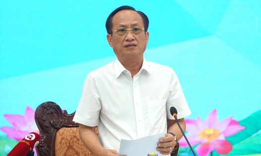 Chủ tịch UBND tỉnh Bạc Liêu Phạm Văn Thiều trong một cuộc chủ trì cung cấp thông tin cho báo chí. Ảnh: Nhật Hồ