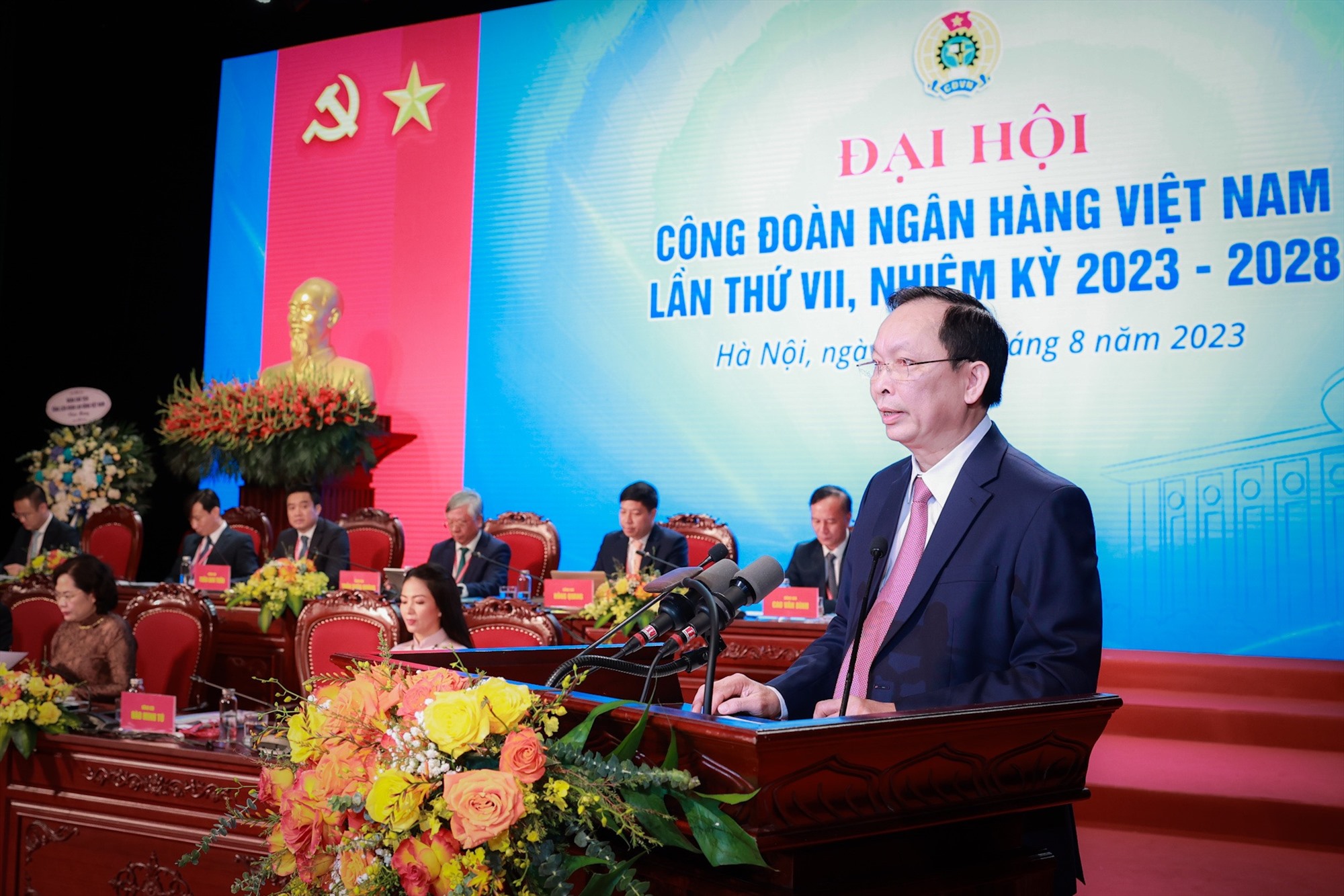 Ông Đào Minh Tú phát biểu khai mạc Đại hội VII Công đoàn Ngân hàng Việt Nam, nhiệm kỳ 2023 - 2028. Ảnh: Hải Nguyễn