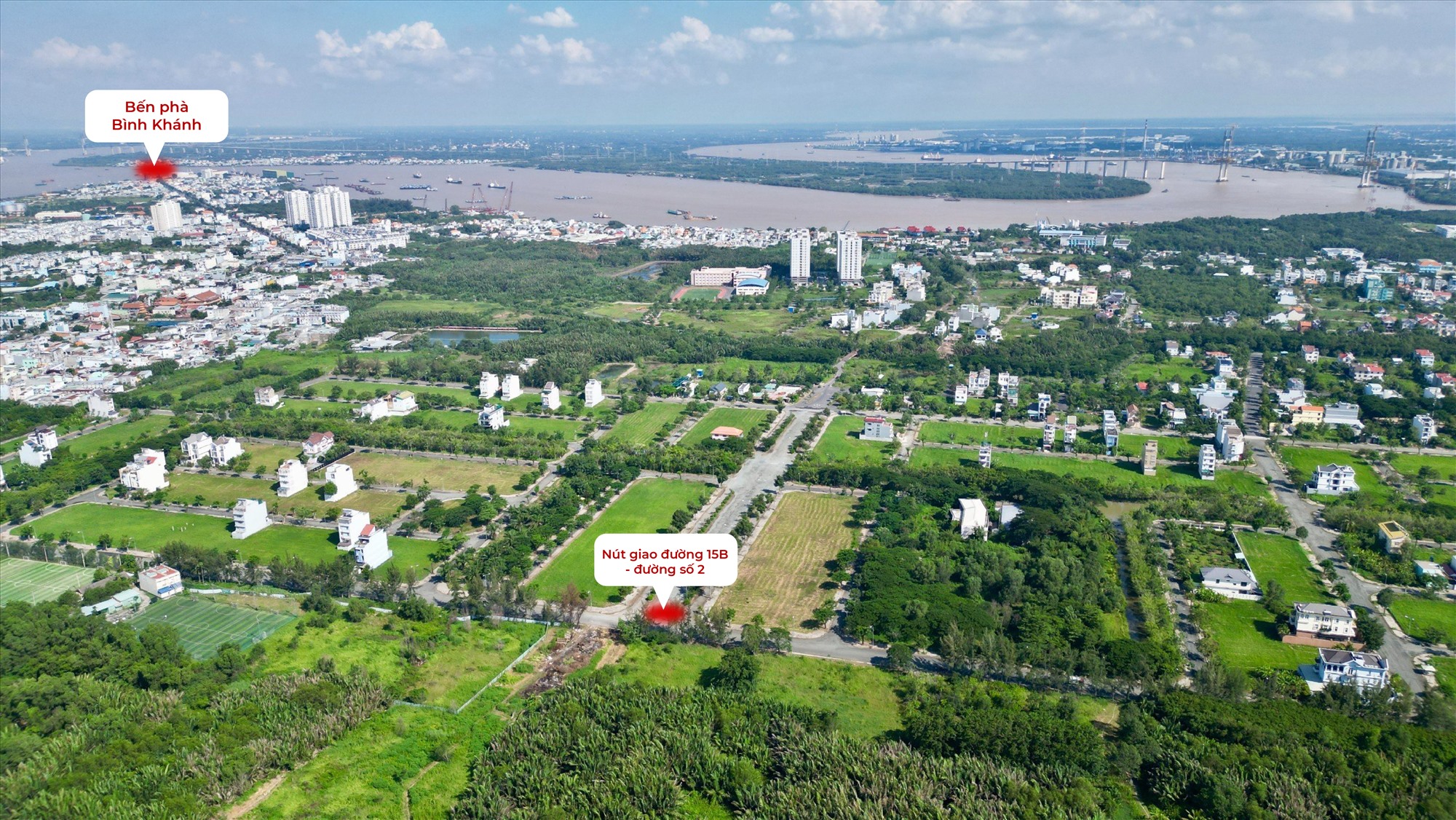 Cách bến phà Bình Khánh khoảng 1,8 km về phía Nam, điểm đầu của công trình tại nút giao đường 15B với đường số 2 (khu đô thị Phú Xuân, huyện Nhà Bè).
