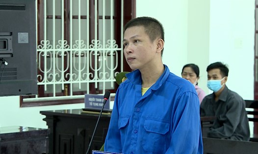 Bị cáo Huỳnh Hữu Nghĩa tại phiên toà xét xử hành vi "mua bán trái phép chất ma túy". Ảnh: Công an cung cấp