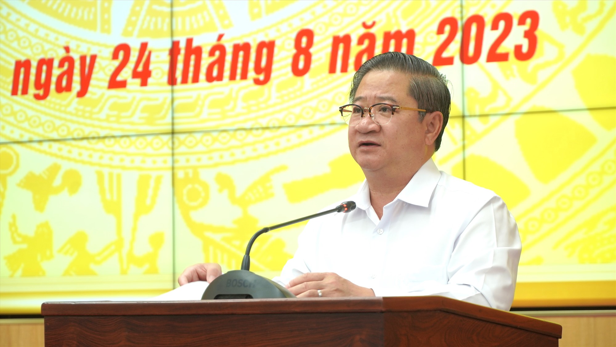 Chủ tịch UBND TP Cần Thơ Trần Việt Trường phát biểu kết luận hội nghị. Ảnh: Tạ Quang
