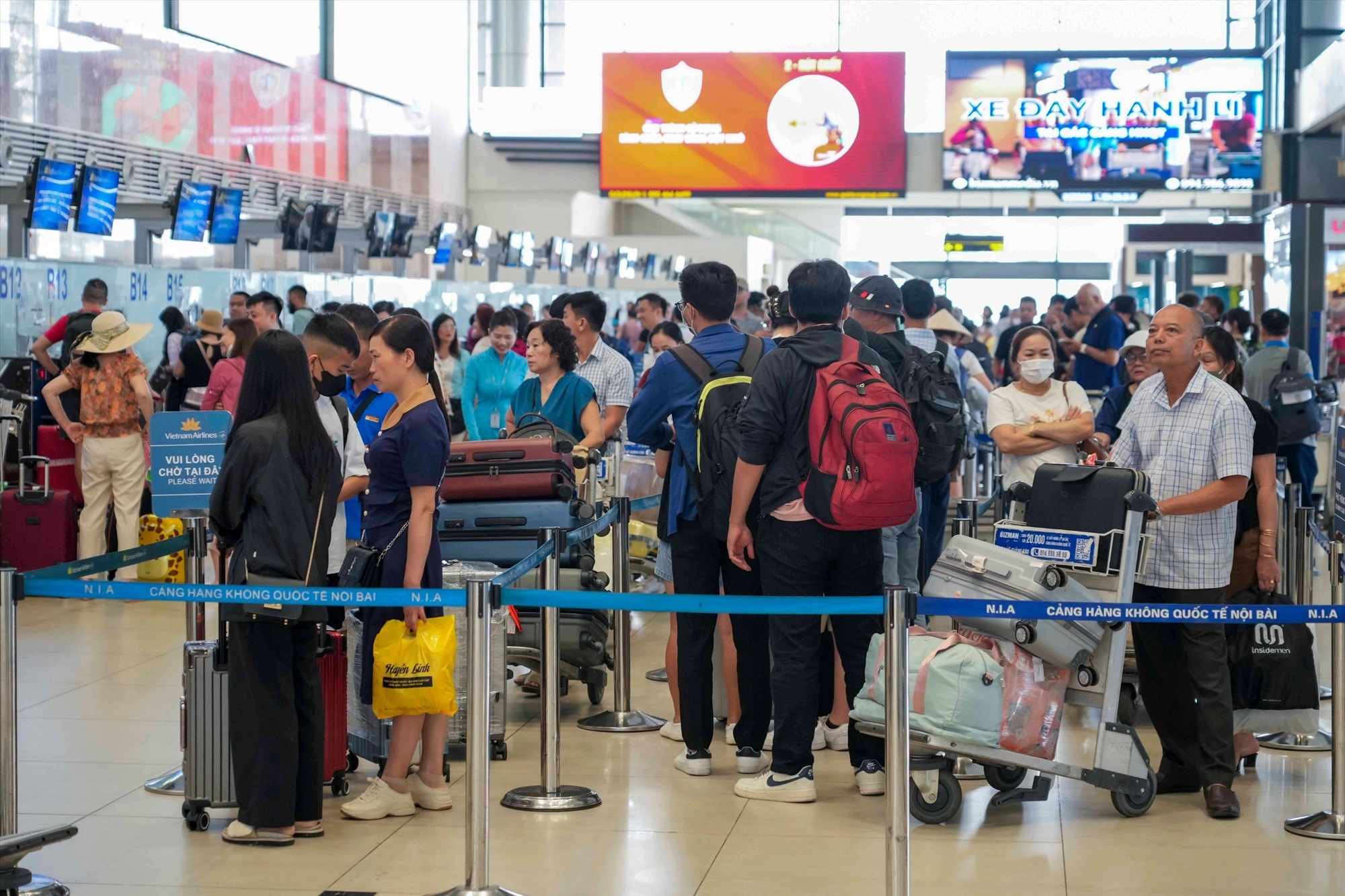 Dự kiến có khoảng 410 ngàn lượt khách qua sân bay Nội Bài dịp nghỉ lễ 2.9. Ảnh: Phan Công