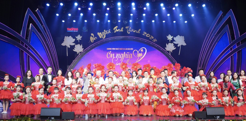 Chương trình “Ơn nghĩa sinh thành” năm 2023 đã khép lại nhưng dư âm còn ngân vang mãi. Ảnh: Ban tổ chức
