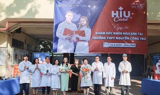 Đại học Quốc tế Hồng Bàng khởi động hành trình khám sức khỏe cho học sinh mùa 3. Ảnh: HIU