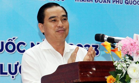 Ông Huỳnh Quang Hưng - Phó Bí thư Thành ủy, Chủ tịch UBND TP Phú Quốc - bị kỷ luật bằng hình thức khiển trách. Ảnh: Nguyên Anh