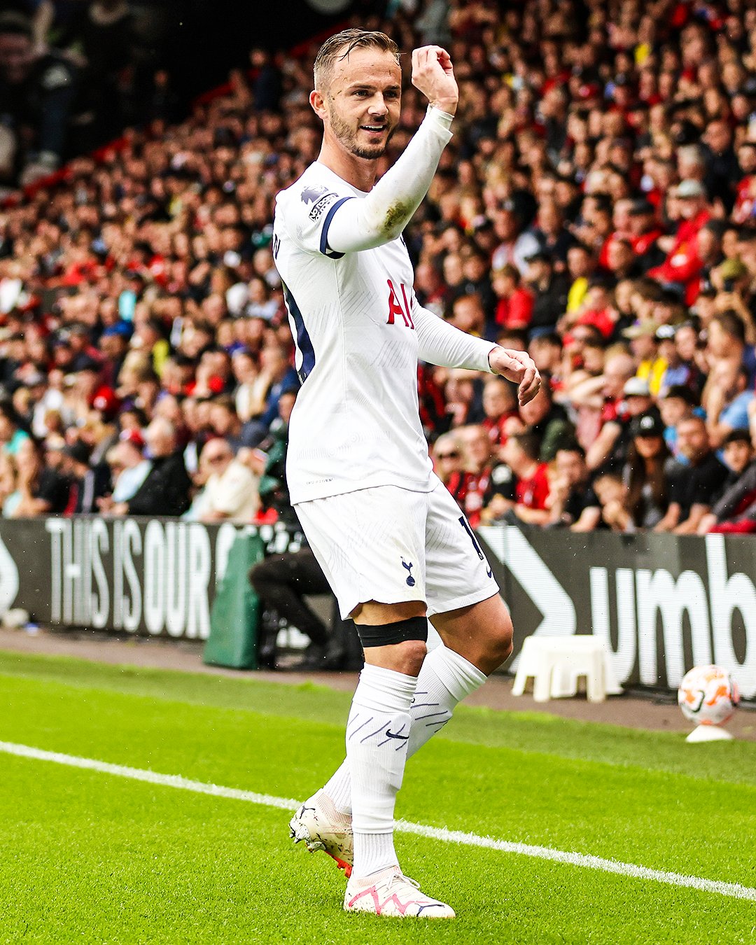 James Maddison có bàn thắng đầu tiên trong màu áo Tottenham. Ảnh: Tottenham FC