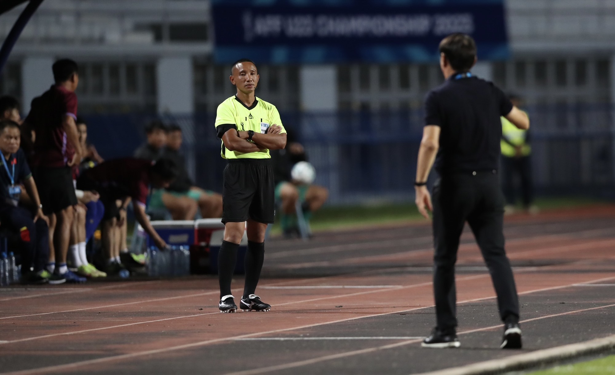 Huấn luyện viên Shin Tae-yong nhiều lần phản ứng với trọng tài trong trận chung kết giải U23 Đông Nam Á 2023. Ảnh: Lâm Thoả