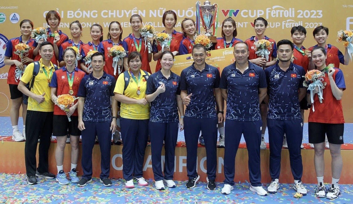 Đội Việt Nam 1 vô địch giải VTV Cup 2023. Ảnh: VFV