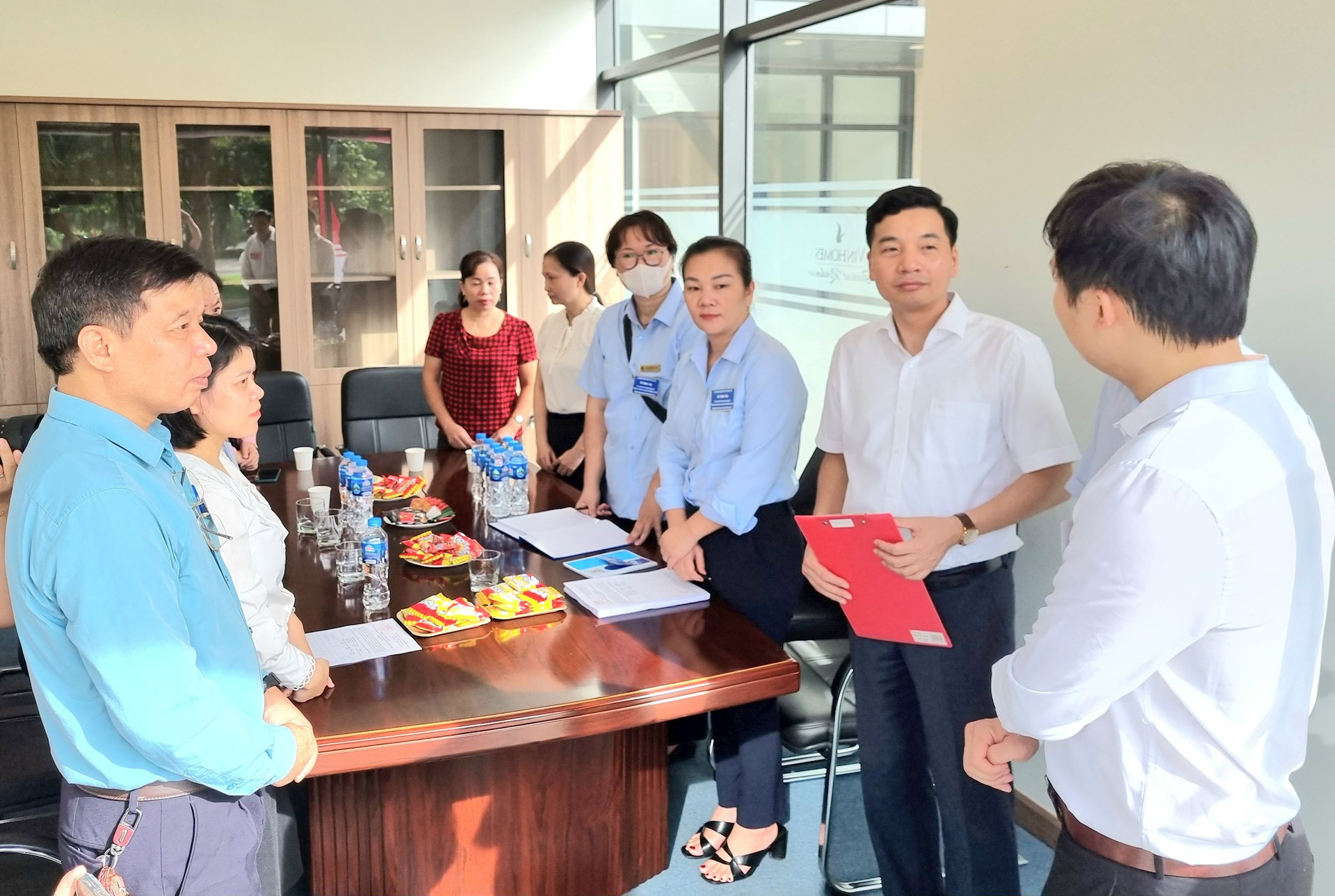 Lấy ý kiến cử tri về đề án thành lập quận Gia Lâm và 16 phường mới
