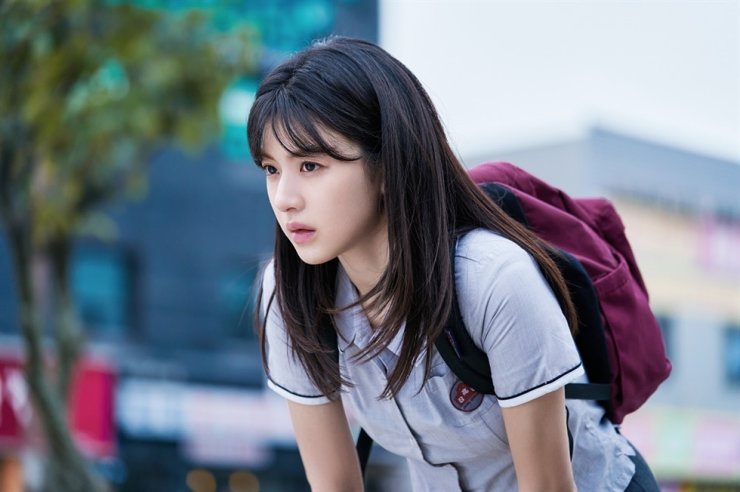 Go Yoon Jung tiết lộ điểm tương đồng với vai diễn trong phim “Moving”