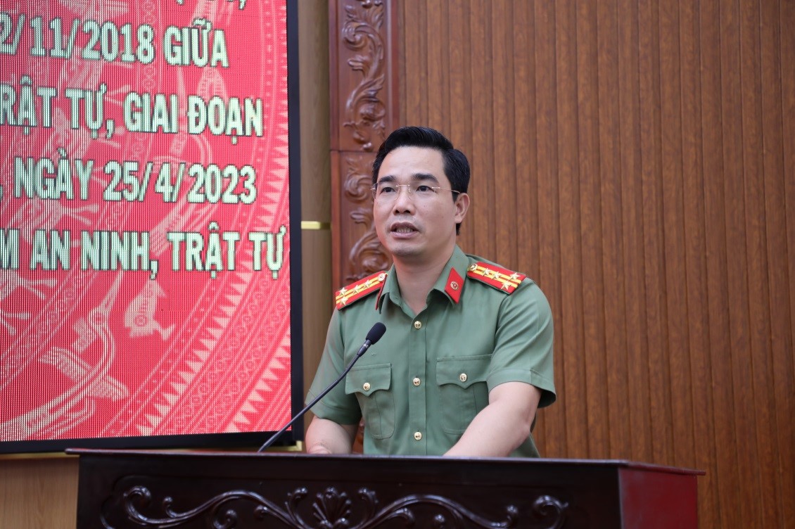 Đại tá Trần Văn Phúc, Giám đốc Công an tỉnh phát biểu tại hội nghị. Ảnh: Công an tỉnh Thái Bình