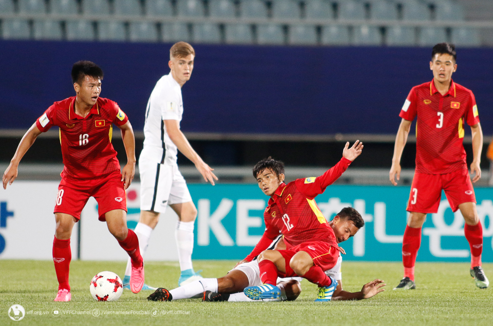 Dương Văn Hào (số 18) cùng U20 Việt Nam tham dự U20 World Cup 2017. Ảnh: VFF