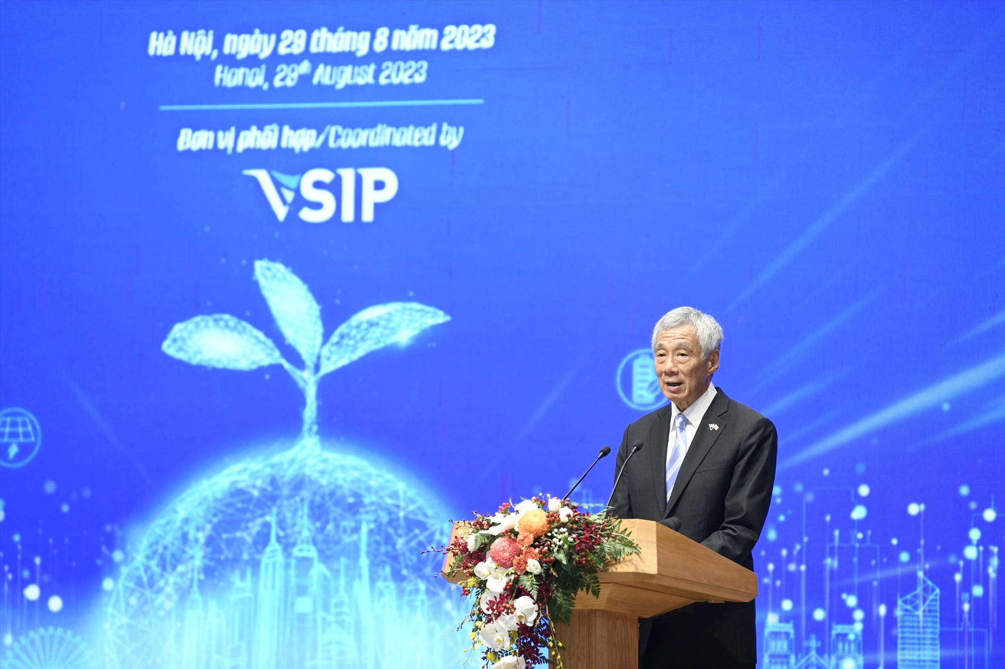 Thủ tướng Lý Hiển Long phát biểu tại hội nghị. Ảnh: Hải Nguyễn