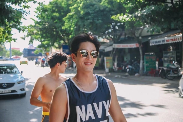Fan hi vọng anh chàng sẽ lần nữa trở lại du lịch Việt Nam cùng bạn gái Jisoo trong tương lai gần.