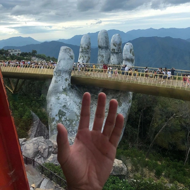 Cầu Vàng Đà Nẵng.