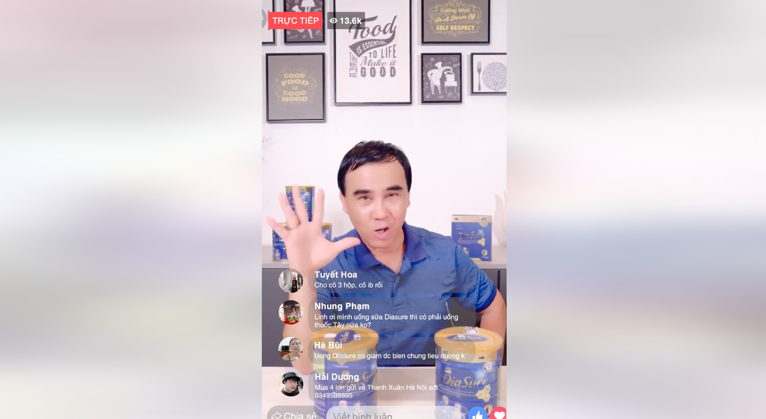 Quyền Linh livestream quảng cáo cho sữa giả Diasure. Ảnh: Chụp màn hình. 