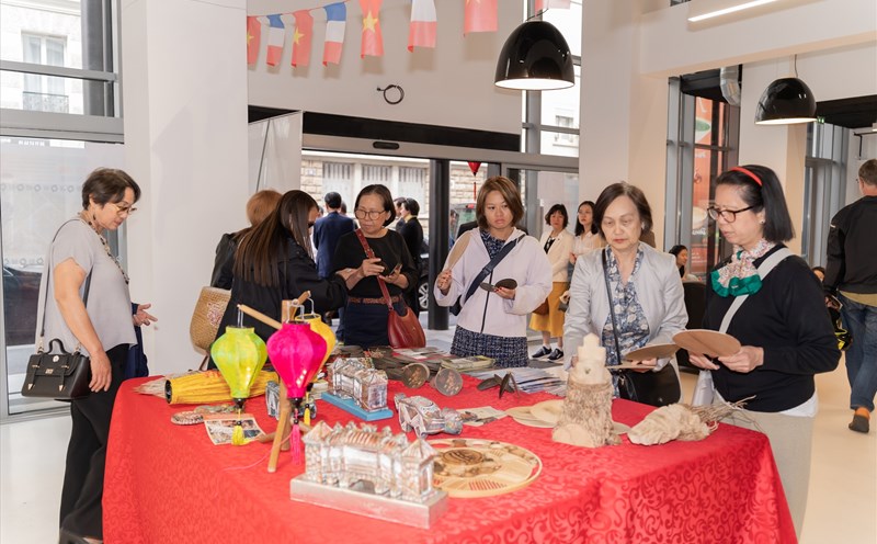 Hội An quảng bá du lịch tại Pháp. Ảnh: Ban tổ chức