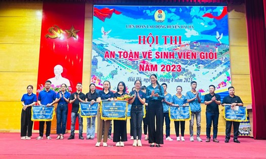Hội thi An toàn vệ sinh viên giỏi huyện Hải Hà (Quảng Ninh). Ảnh: LĐLĐ Hải Hà 