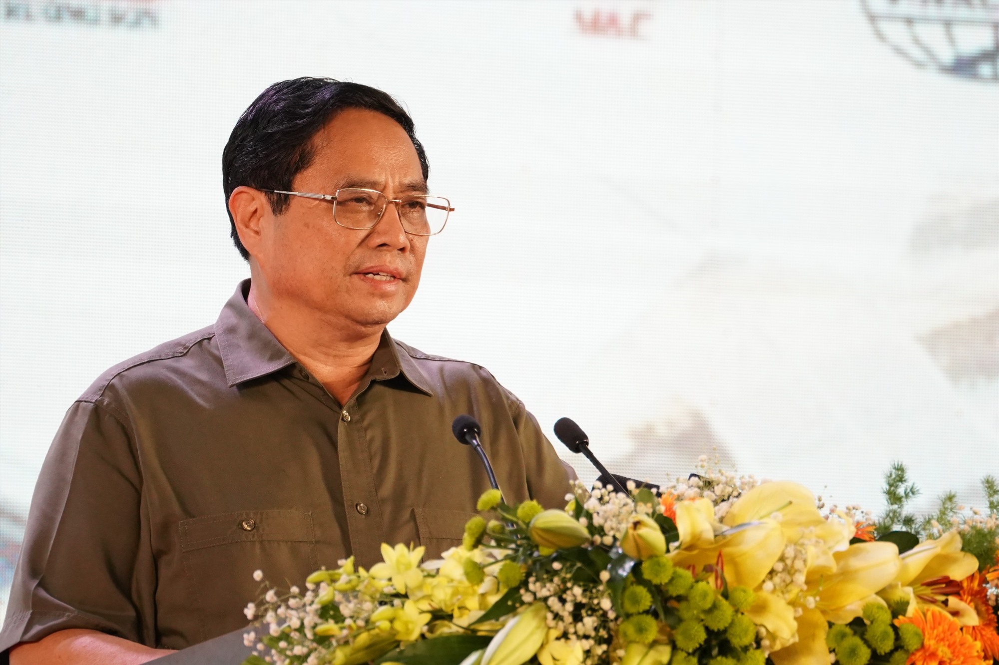 Thủ tướng Phạm Minh Chính phát biểu tại lễ khởi công 2 gói thầu lớn nhất tại dự án sân bay Long Thành. Ảnh: Chiến Phúc