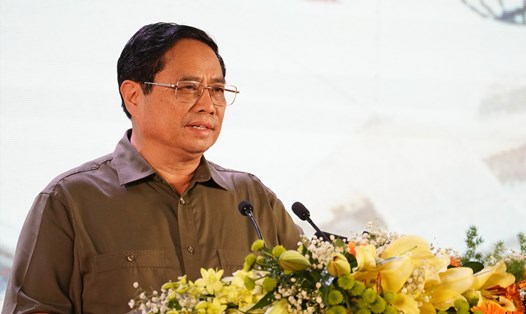 Thủ tướng Phạm Minh Chính phát biểu tại lễ khởi công 2 gói thầu lớn nhất tại dự án sân bay Long Thành. Ảnh: Chiến Phúc
