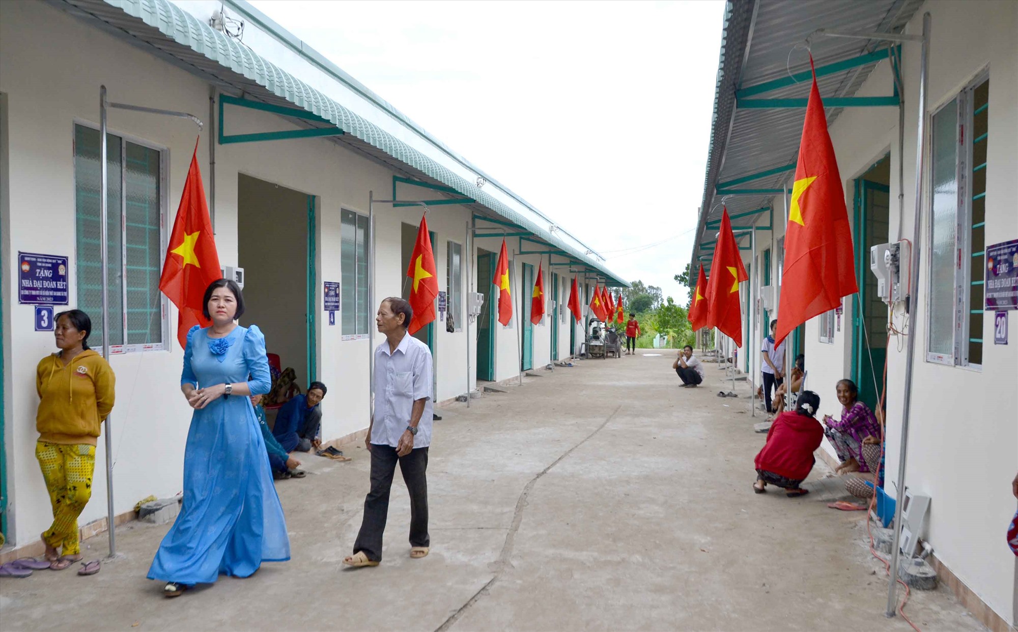 Một góc khu Nhà Đại đoàn kết được gắn biển chào mừng Đại hội Công đoàn tỉnh An Giang. Ảnh: Lâm Điền