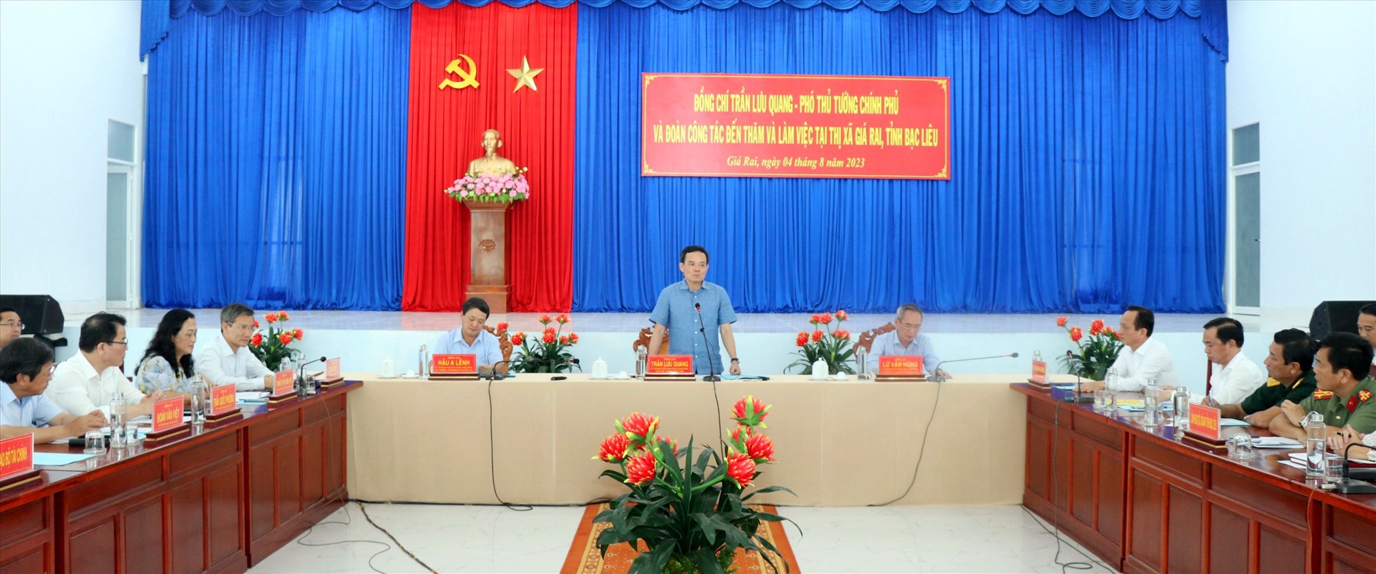 Sáng ngày 4.8, Phó thủ tướng Chính phủ Trần Lưu Quang làm việc với Thị xã Giá Rai, tỉnh Bạc Liêu về Chương trình mục tiêu quốc gia. Ảnh: Nhật Hồ