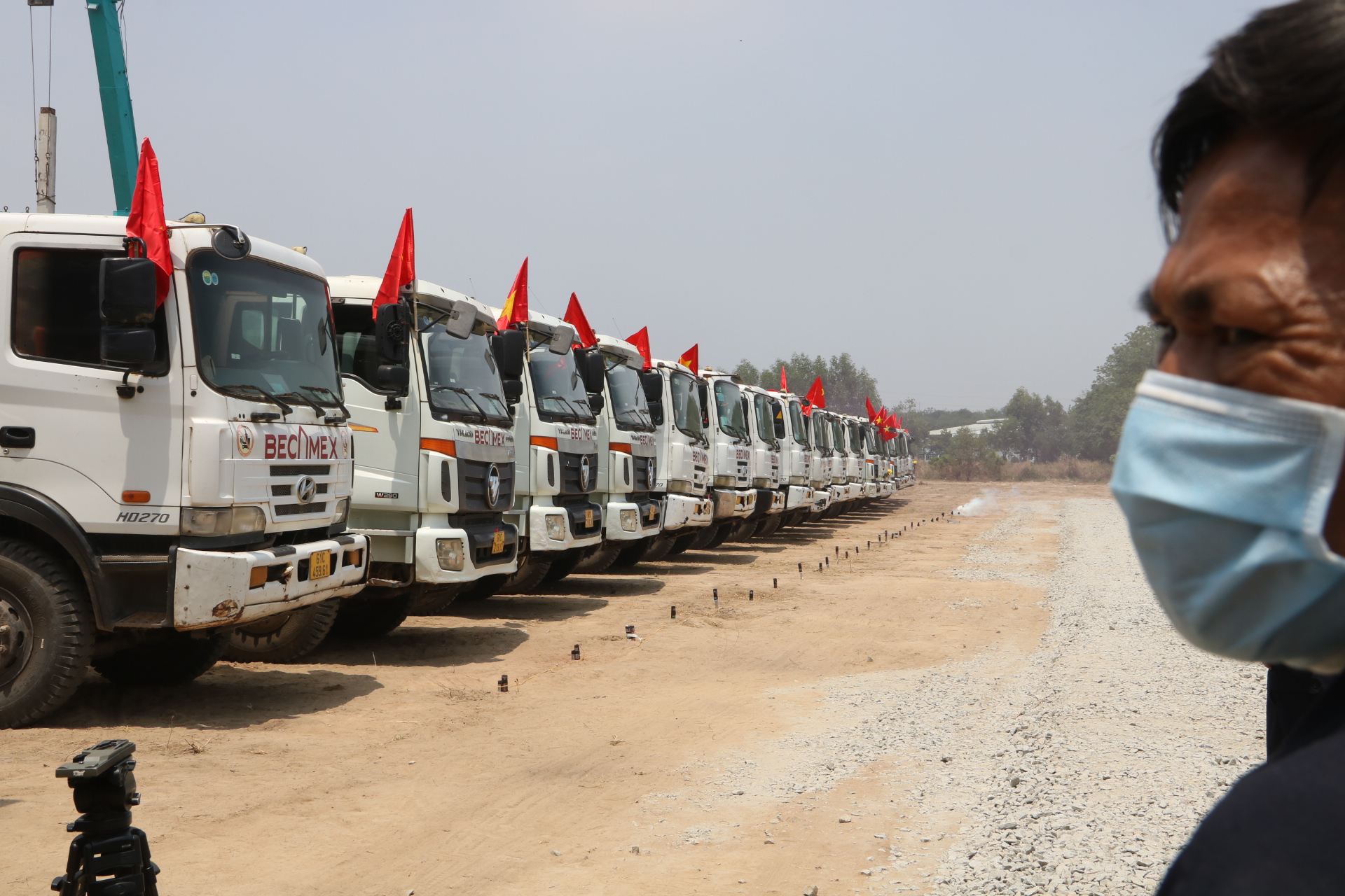 Khu đất làm lễ động thổ rầm rộ xây dựng nhà ở xã hội vào tháng 3.2022 nhưng đến nay vẫn chưa triển khai xây dựng. Ảnh: Đình Trọng