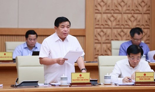 Bộ trưởng Bộ Kế hoạch và Đầu tư Nguyễn Chí Dũng phát biểu. Ảnh: VGP