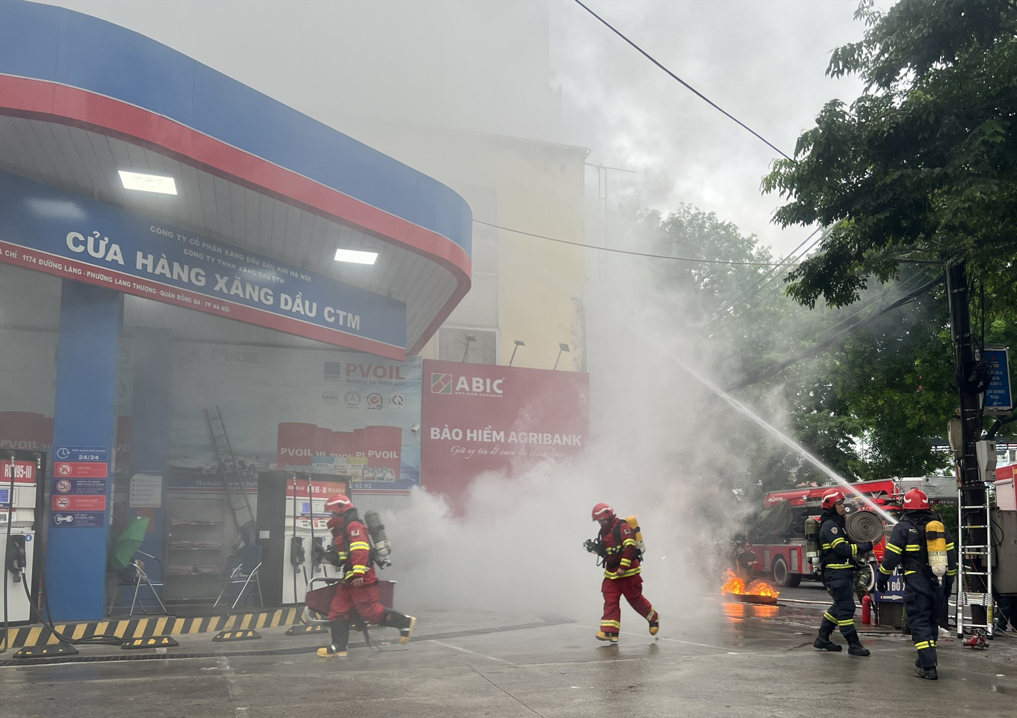 Lực lượng chuyên nghiệp đến nơi khoảng 15 phút thì đám cháy được dập tắt hoàn toàn. Ảnh: Công an cung cấp