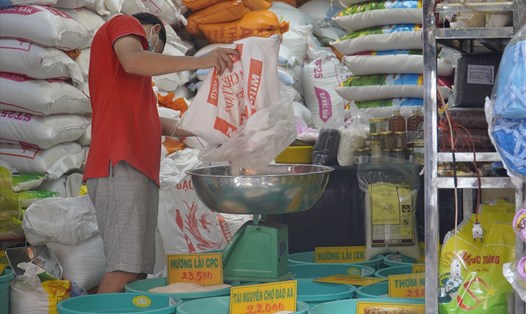 Nguồn cung gạo tại TP Hồ Chí Minh vẫn dồi dào. Ảnh: Ngọc Lê
