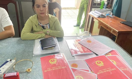 Công an huyện Hòa Vang, TP Đà Nẵng đã ra Lệnh giữ người trong trường hợp khẩn cấp đồi tượng có hành vi lừa đảo chiếm đoạt tài sản. Ảnh: Công an Hòa Vang