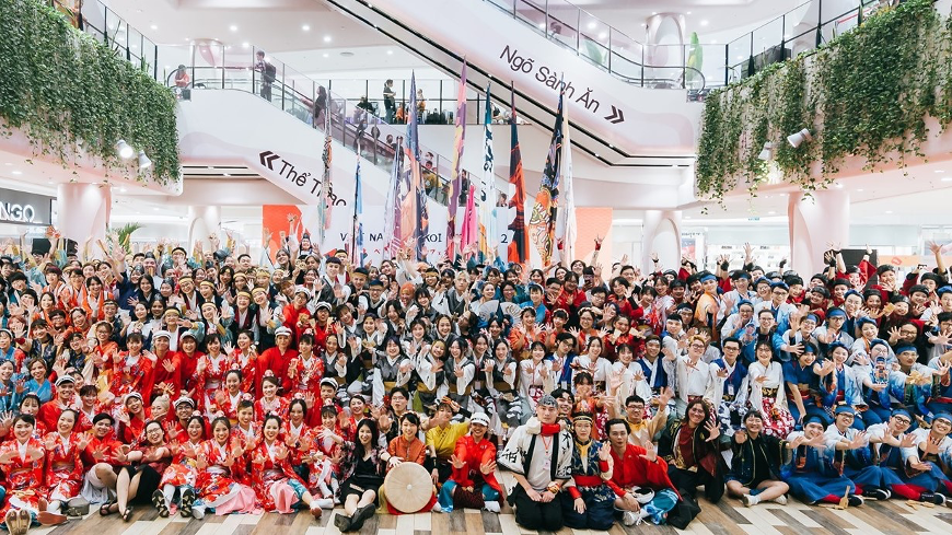 Các bạn trẻ tham gia Lễ hội Yosakoi Việt Nam được tổ chức tại AEON MALL. Nguồn ảnh: AEON MALL