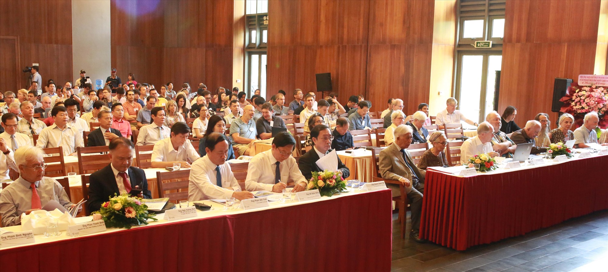 Quang cảnh phiên khai mạc hội nghị. Ảnh: ICISE.